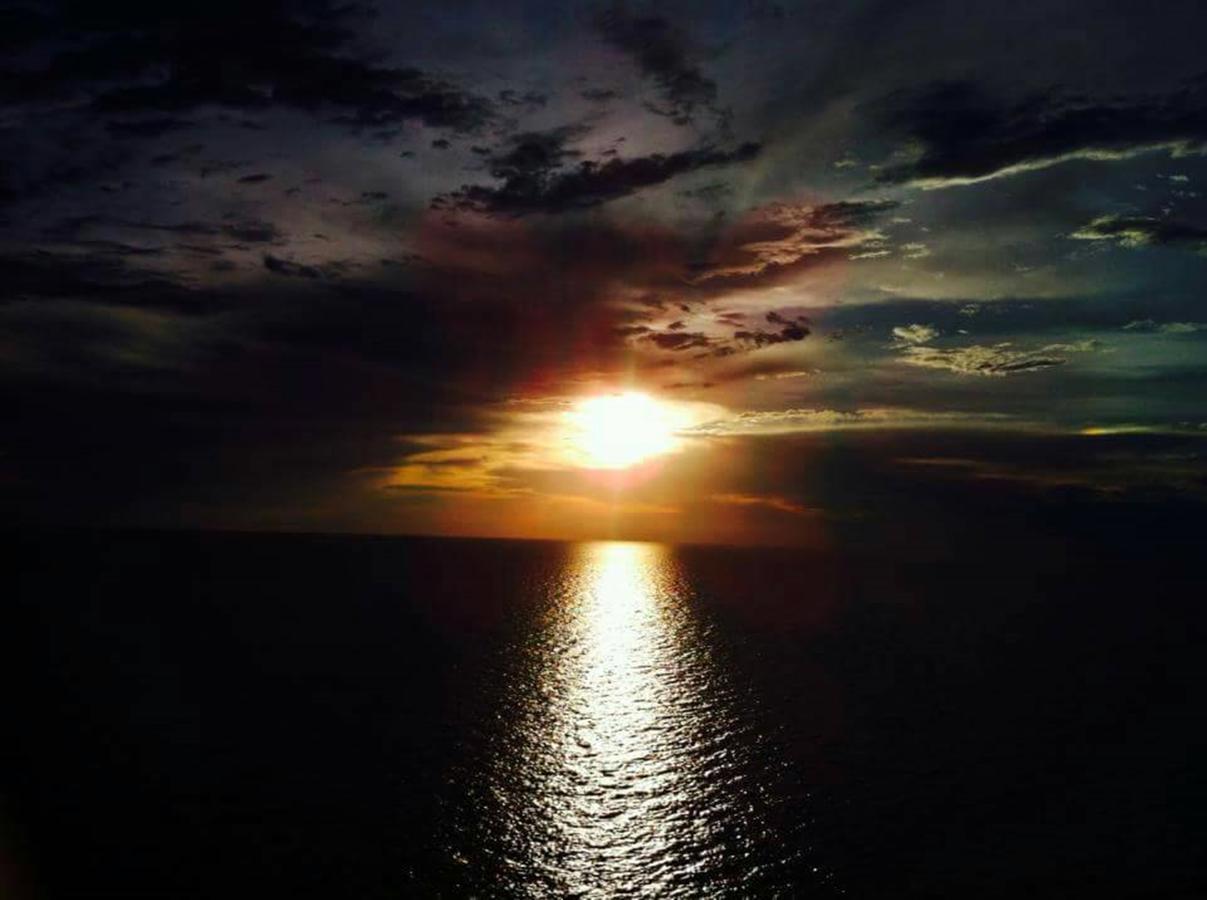 Ocean View Resort - Koh Sichang מראה חיצוני תמונה