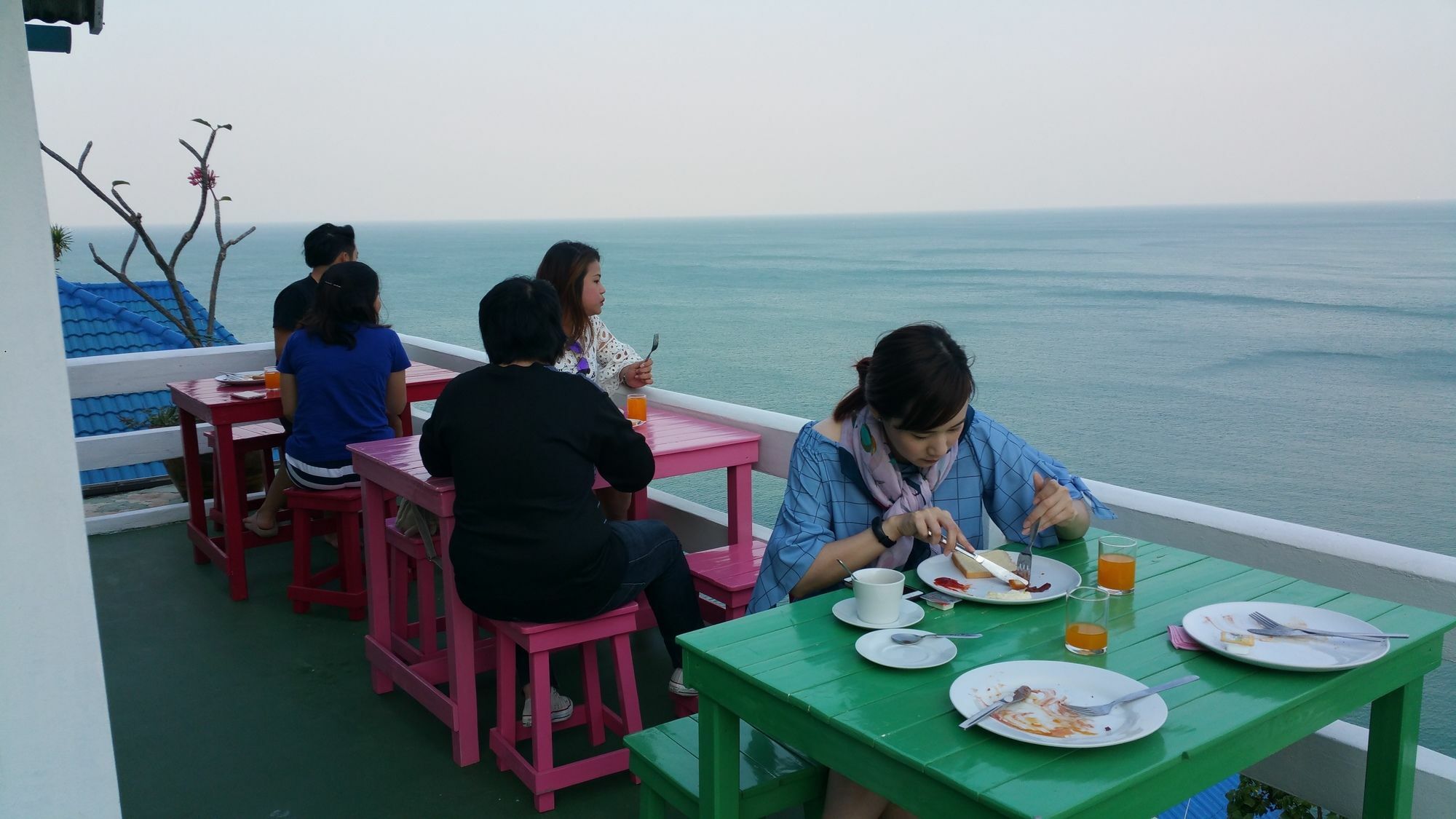 Ocean View Resort - Koh Sichang מראה חיצוני תמונה