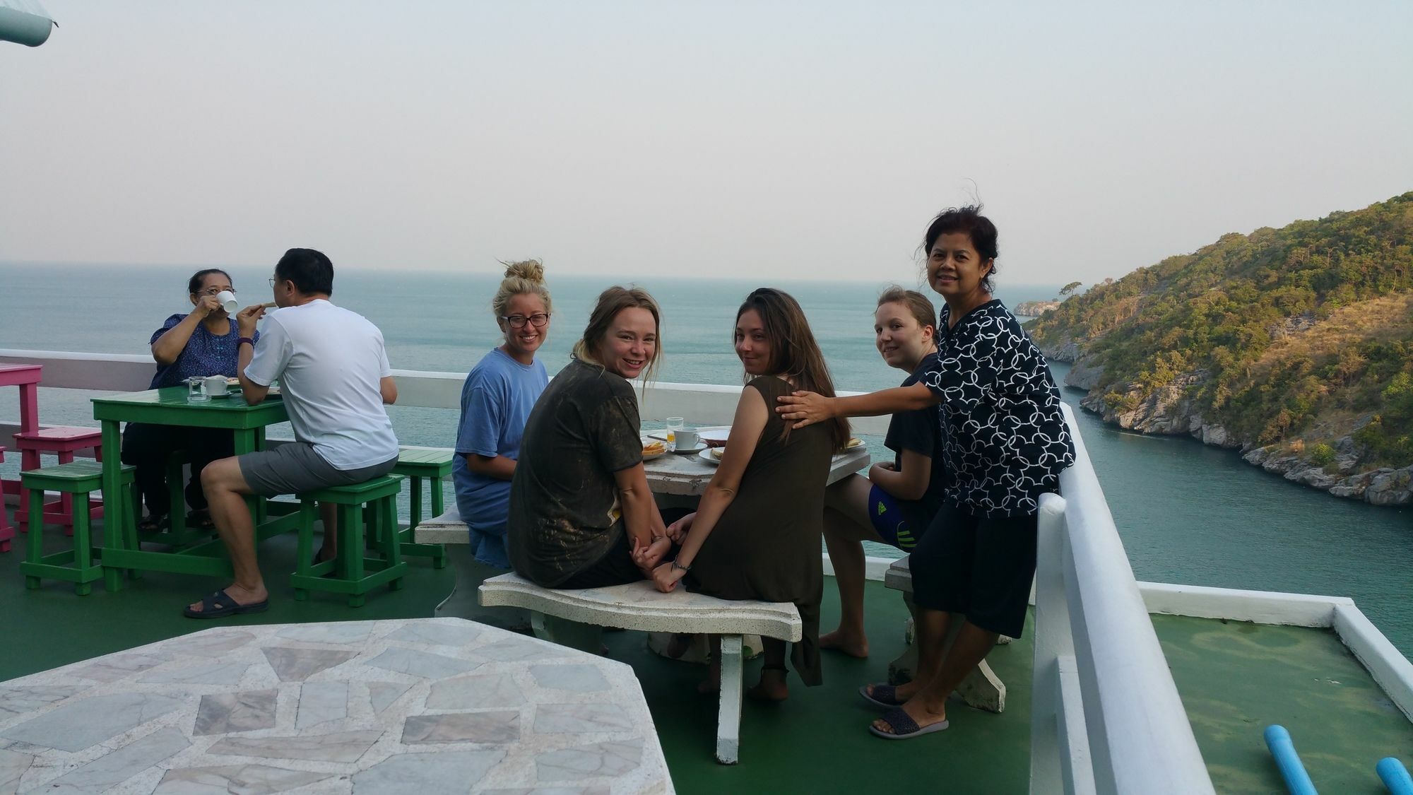 Ocean View Resort - Koh Sichang מראה חיצוני תמונה